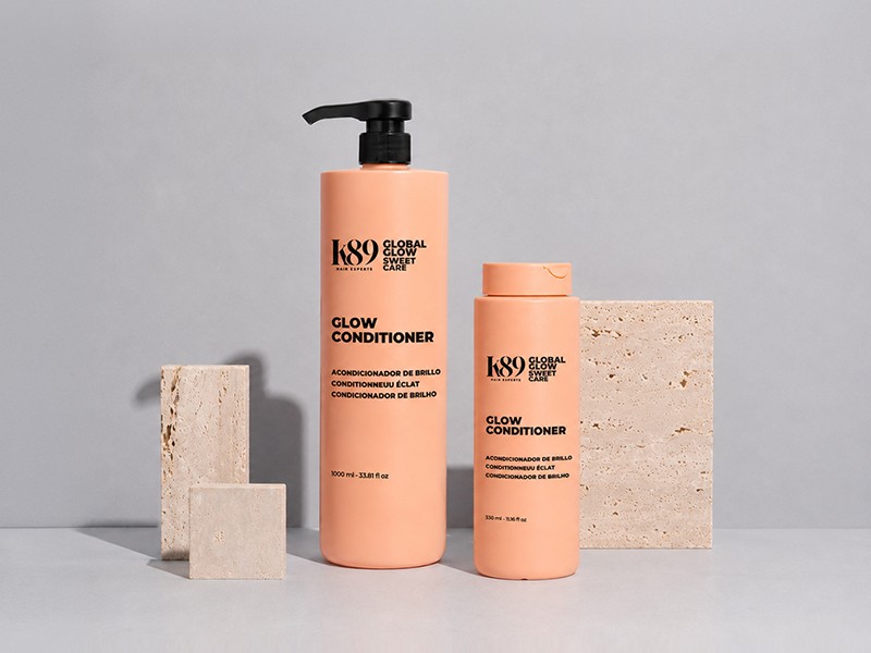 GLOBAL GLOW CONDITIONER переводится на чешский как 